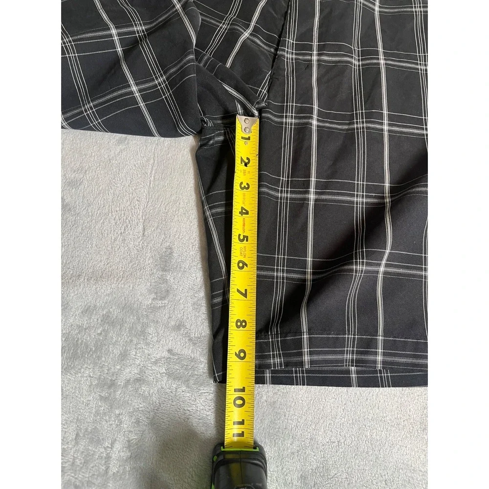 PGA TOUR Mens Plaid Golf Shorts Flat Front Sz 32 Black White Polyester